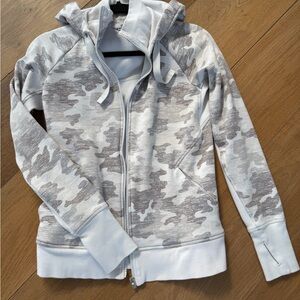 Athleta Women’s Light Gray Camouflage Zip Hoodie Jacket